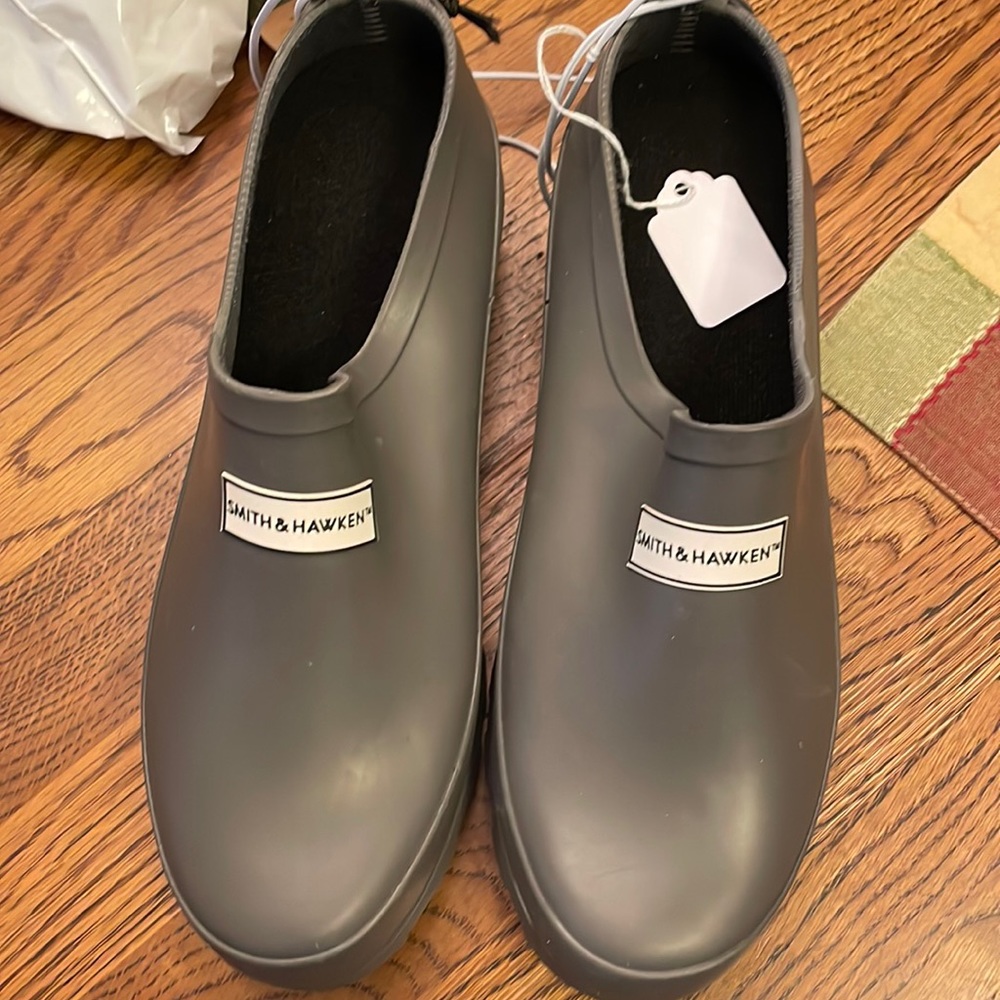 Ladies smith and hawkens garden shoes or rain shoes
